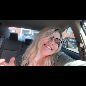 Meet your Posher, Kyndra